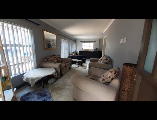 3 BEDROOM HOUSE FOR SALE IN ELSPARK